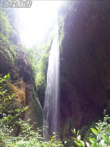 龍水峽地縫景點(diǎn)之&ldquo;銀河飛瀑&rdquo;