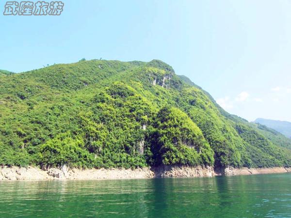 芙蓉江景點之&ldquo;青蟒過江&rdquo;