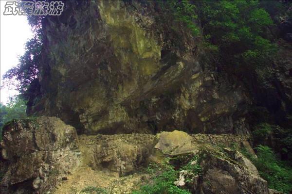 天生三硚景點之&ldquo;引水渠&rdquo;