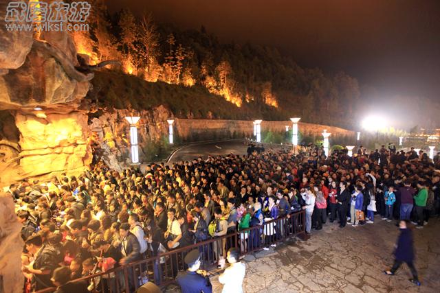 印象武隆加場演出火爆 進出場井然有序