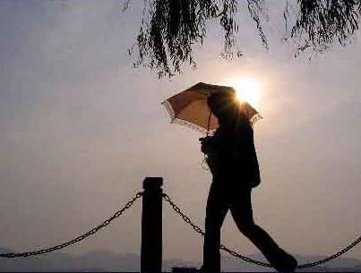 秋季旅游時如何防&ldquo;秋老虎&rdquo;?