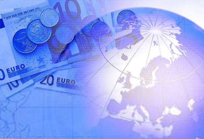 出境旅游購物時選擇合適的貨幣好