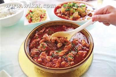 烏江之畔&mdash;土坎鎮(zhèn)美食推薦  酥肉燉粉條