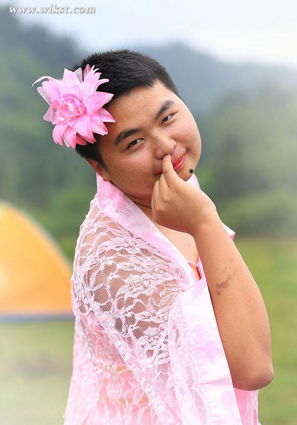 仙女山現奇葩燒烤趴 唐僧起色心胸咚如花