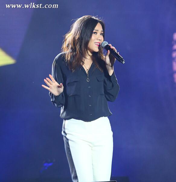 蔡健雅周華健引爆仙女山音樂節 數萬人嗨唱