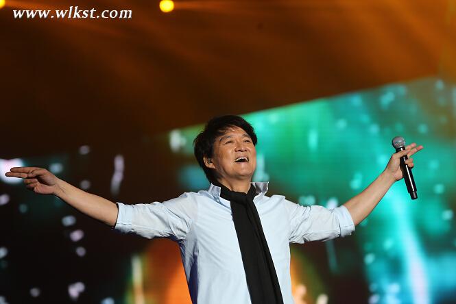 蔡健雅周華健引爆仙女山音樂節 數萬人嗨唱