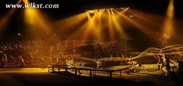 印象武隆金嗓子拜師劉震云 參賽《中國(guó)農(nóng)民歌會(huì)》