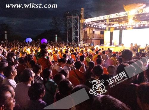 開幕式現場人山人海 記者 彭朝君 攝