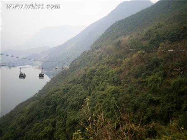 世界最長(zhǎng)的沿江索道&mdash;&mdash;芙蓉江索道
