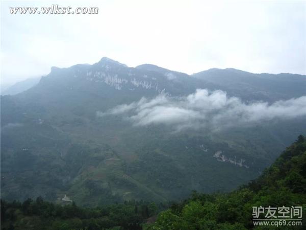 武隆區后坪天坑群 世上最長洞穴