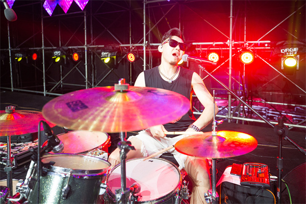 狂歡本周六繼續(xù)