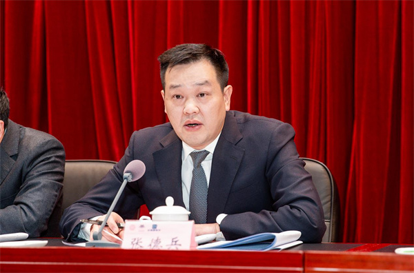 旅游產業(集團)公司董事長張德兵作2022年度工作報告，安排部署2023年工作。