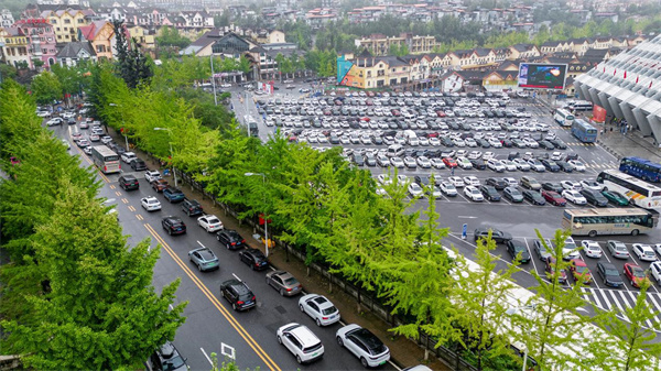 井然有序的車(chē)流